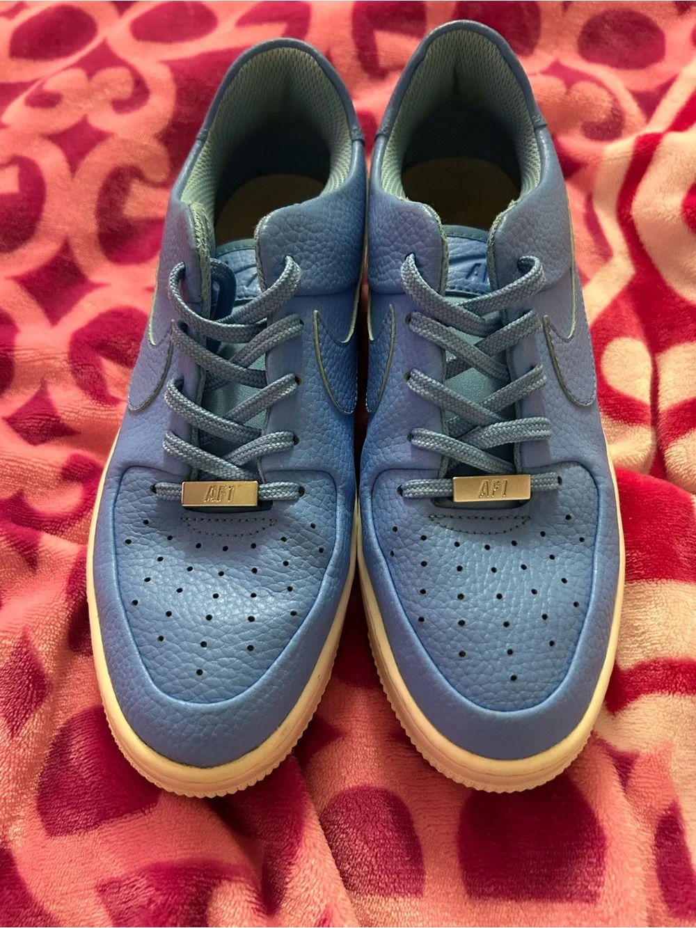 Nike Air Force 1 Low in Light Blue with Silver Lace Jewel